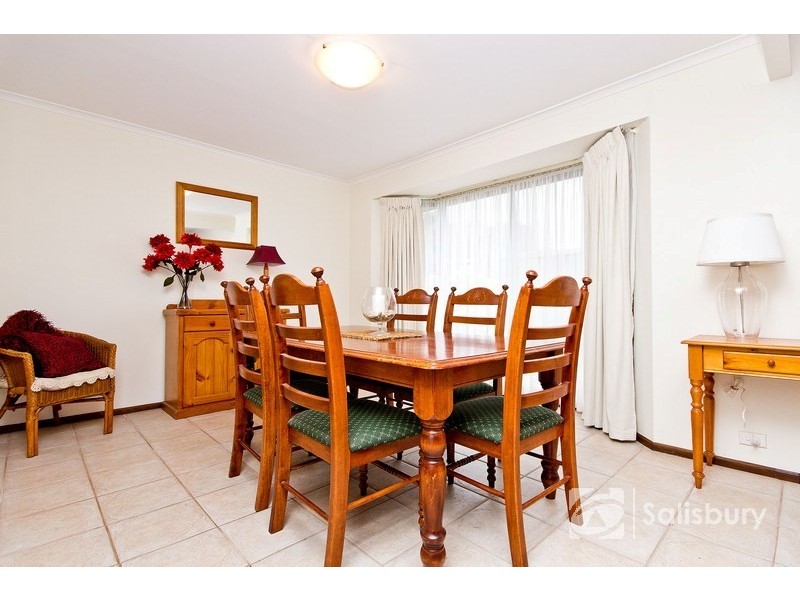 9 Dotterel Court, Wynn Vale SA 5127