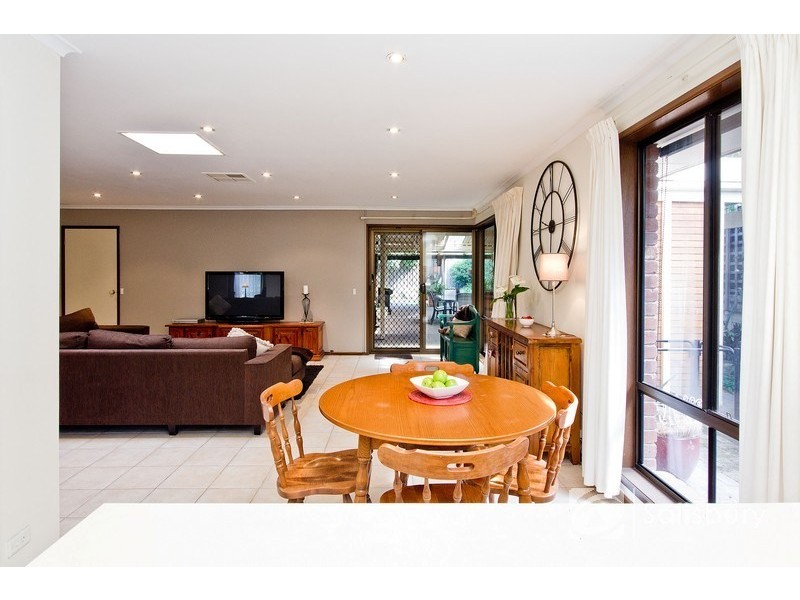 9 Dotterel Court, Wynn Vale SA 5127