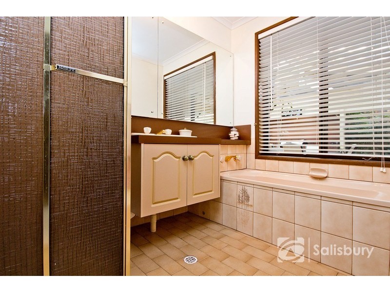 9 Dotterel Court, Wynn Vale SA 5127