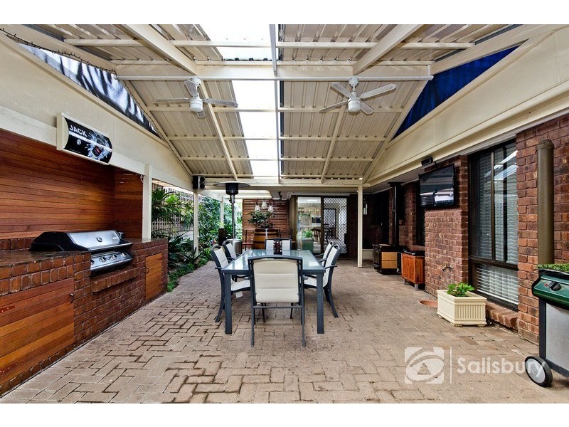 9 Dotterel Court, Wynn Vale SA 5127