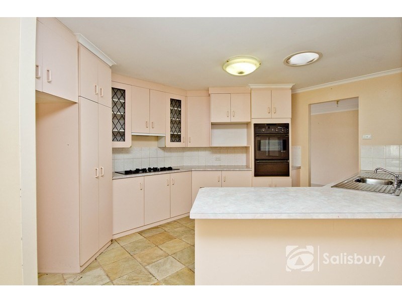 69 Camelot Drive, Paralowie SA 5108