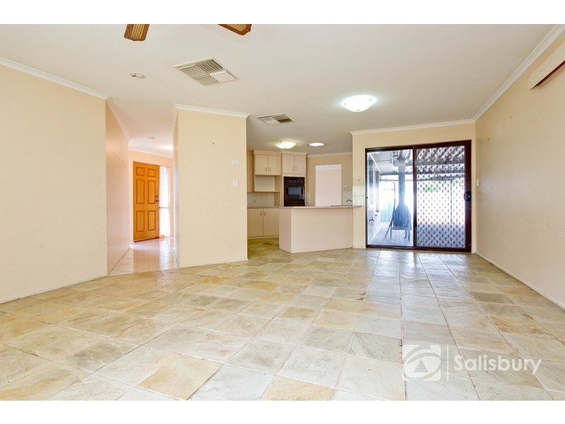 69 Camelot Drive, Paralowie SA 5108