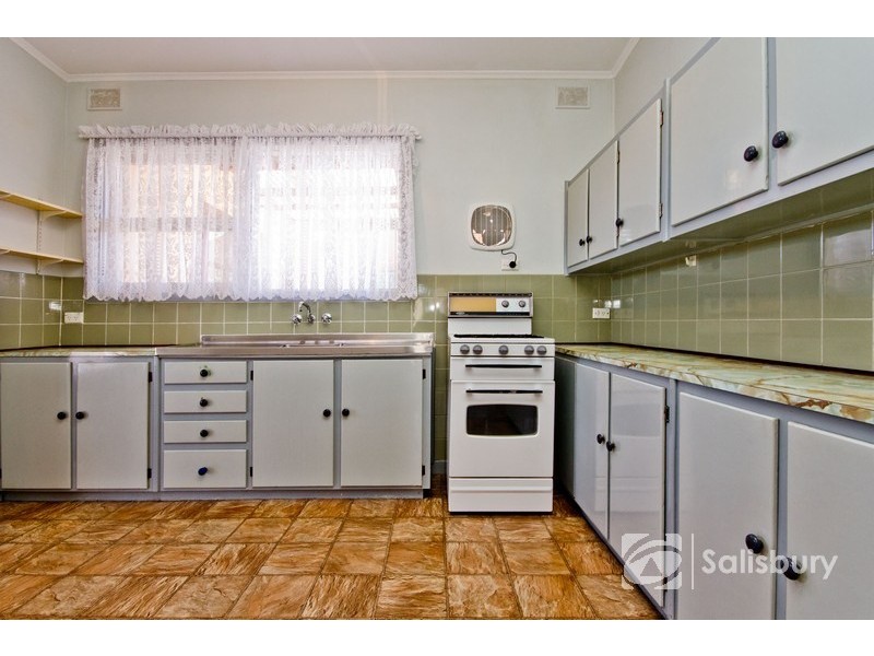 6 Kelleway Street, Parafield Gardens SA 5107