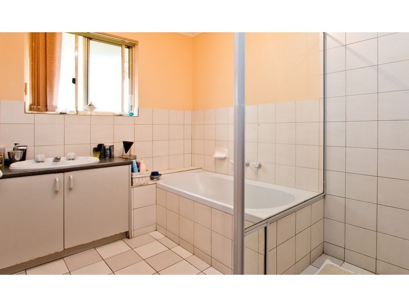 4/57 Kings Road, Salisbury Downs SA 5108