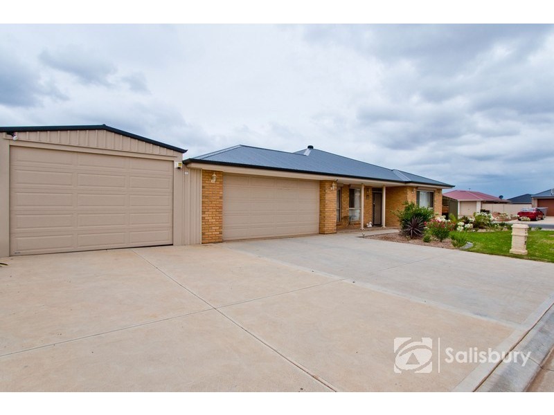 27 Discovery Way, Andrews Farm SA 5114