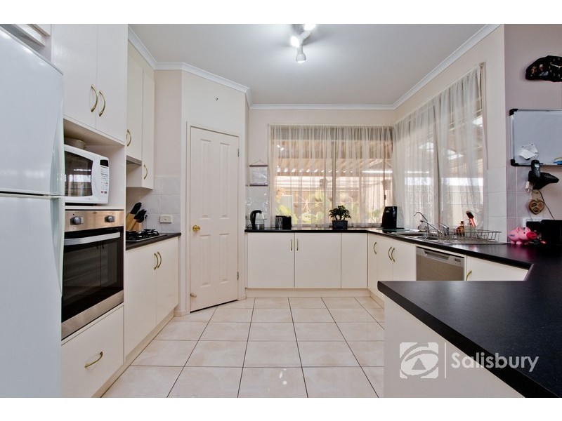 27 Discovery Way, Andrews Farm SA 5114
