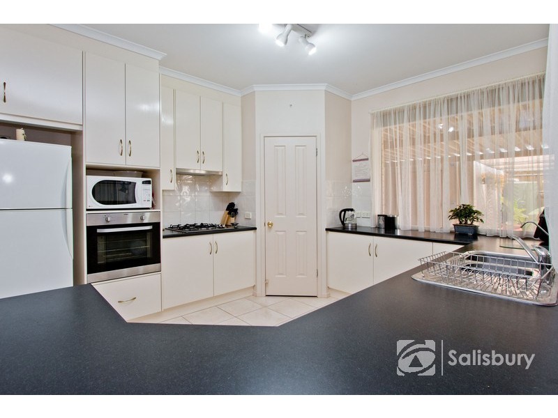 27 Discovery Way, Andrews Farm SA 5114