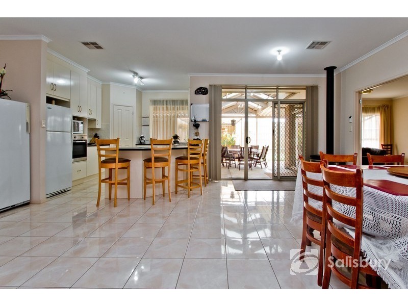 27 Discovery Way, Andrews Farm SA 5114