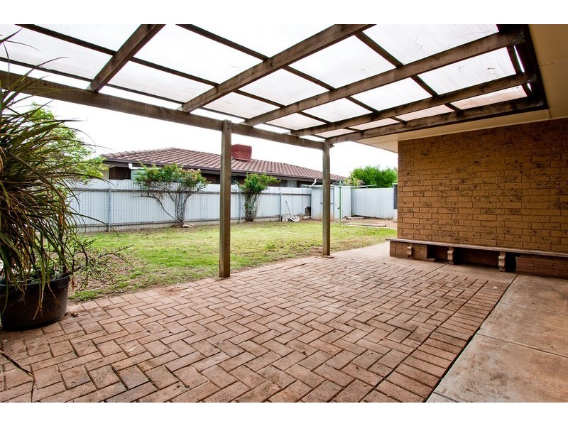 1 Hanlin Court, Parafield Gardens SA 5107