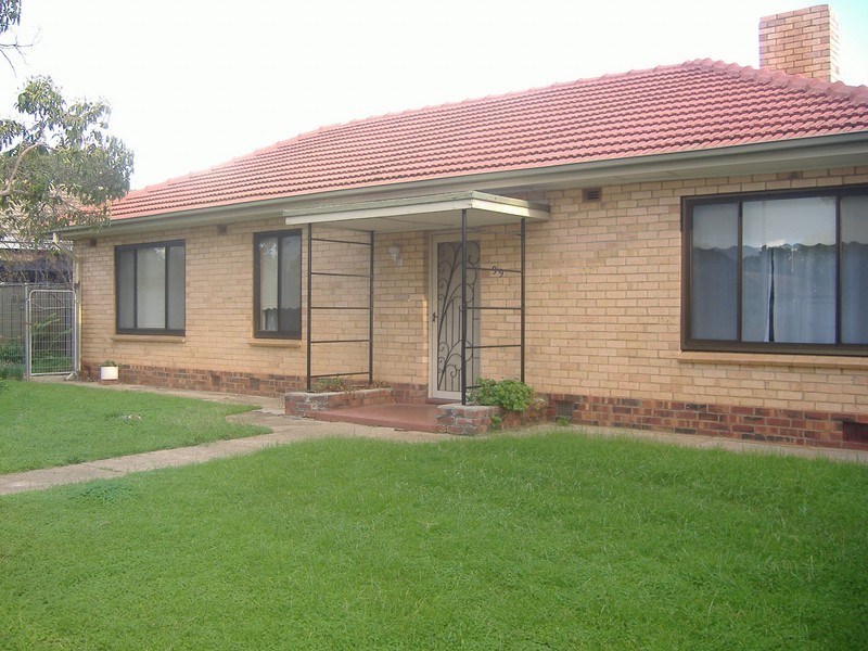 99 Fairfield Road, Elizabeth South SA 5112