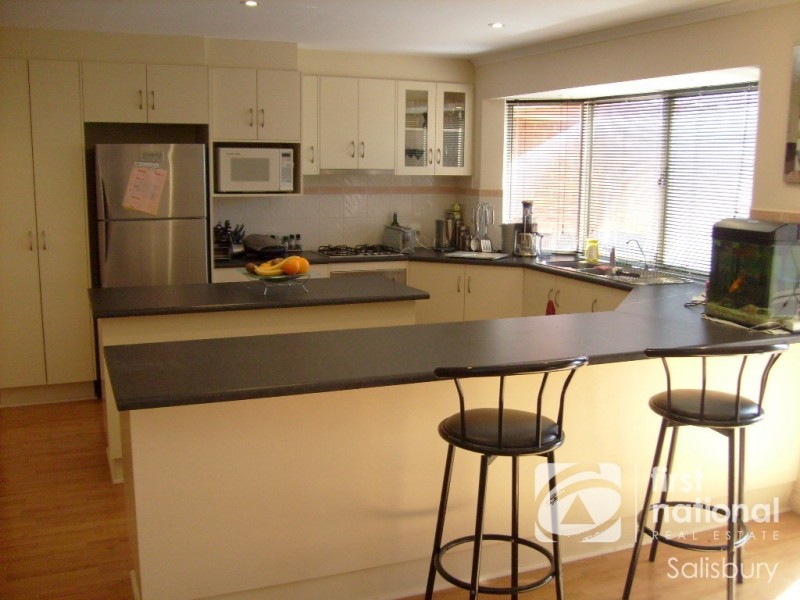 21 Falcon Crescent, Blakeview SA 5114