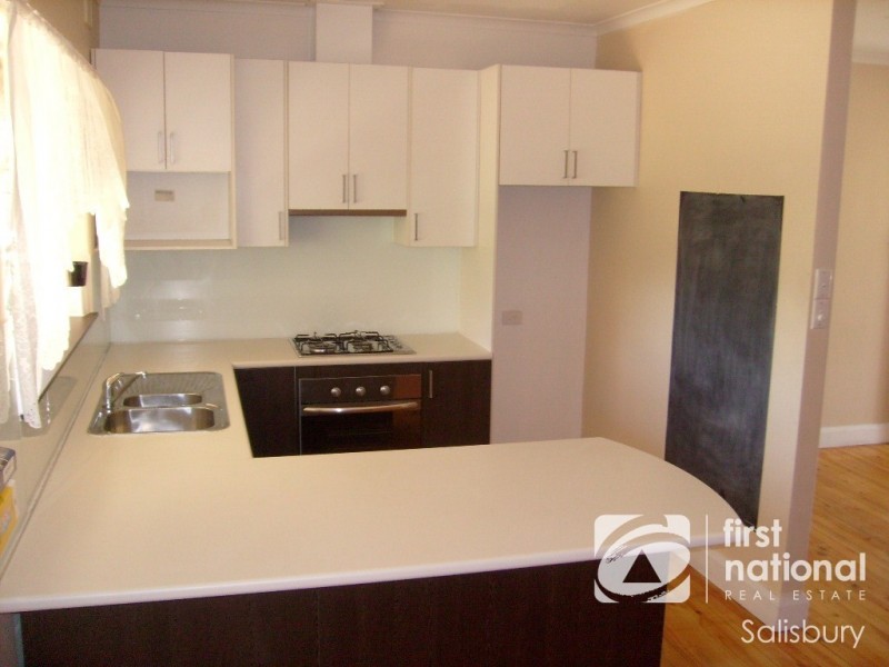 203 Kesters Road, Para Hills SA 5096