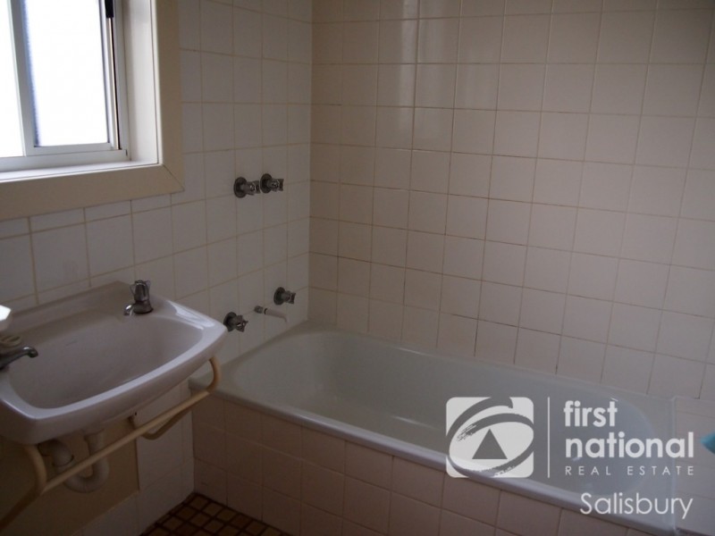 31 Dewey Street, Elizabeth East SA 5112