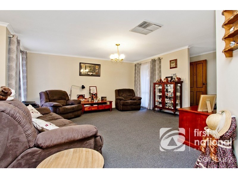 26 Lovelock Road, Parafield Gardens SA 5107