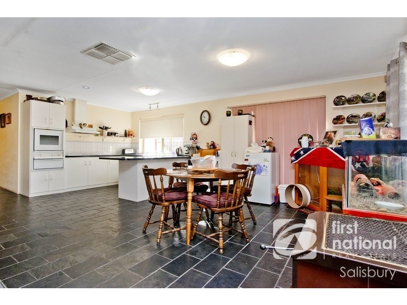 26 Lovelock Road, Parafield Gardens SA 5107