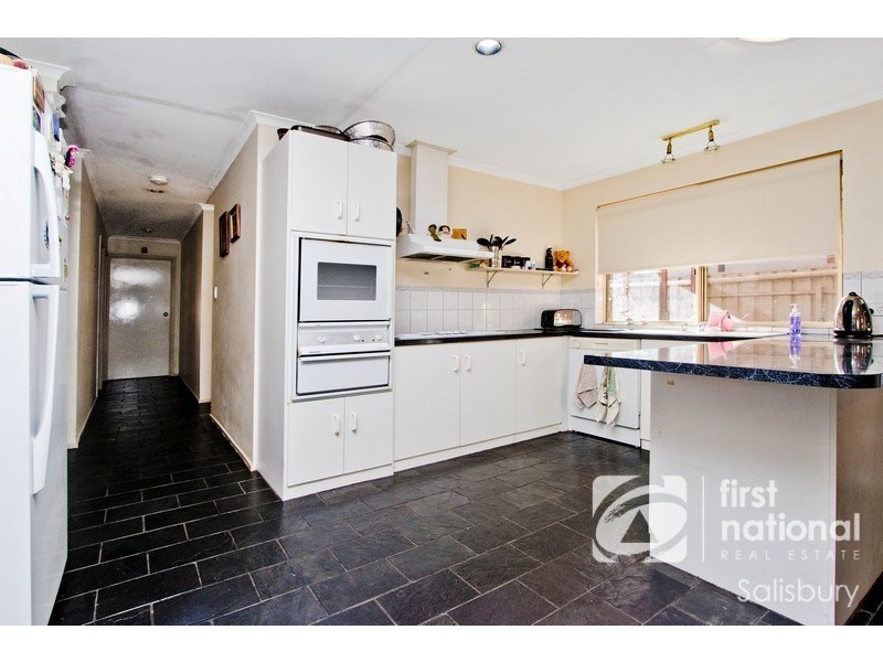 26 Lovelock Road, Parafield Gardens SA 5107