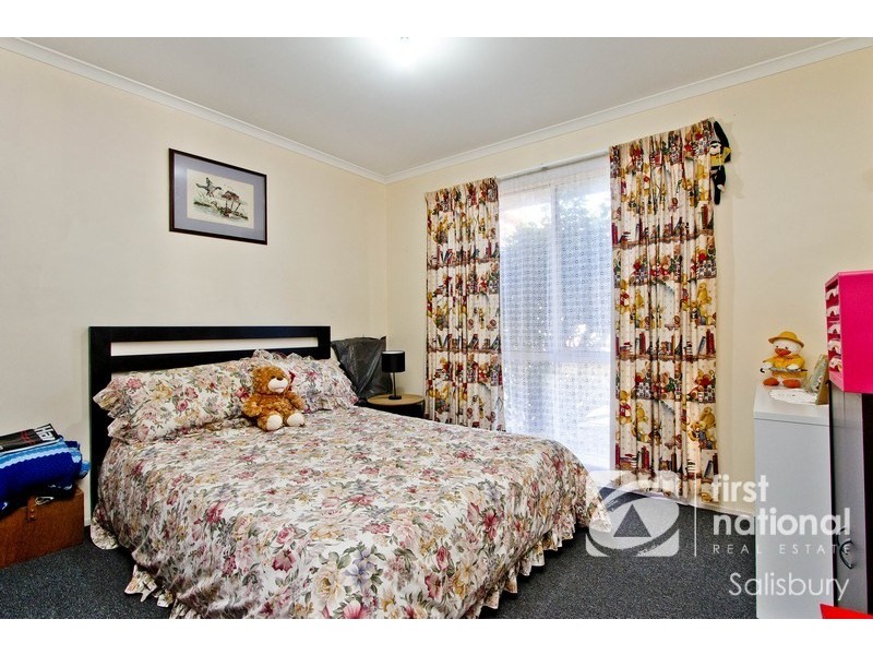 26 Lovelock Road, Parafield Gardens SA 5107