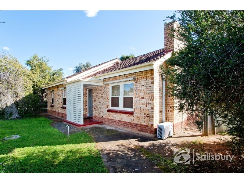 14 Winklebury Road, Elizabeth Vale SA 5112