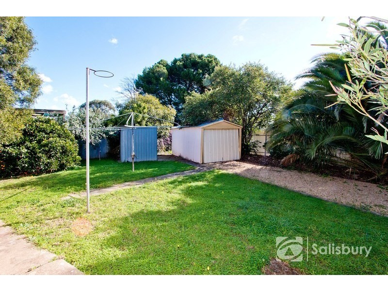 14 Winklebury Road, Elizabeth Vale SA 5112