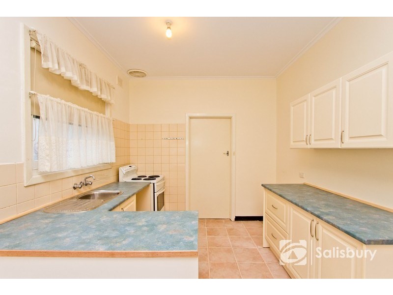 12 Wayford Street, Elizabeth Vale SA 5112