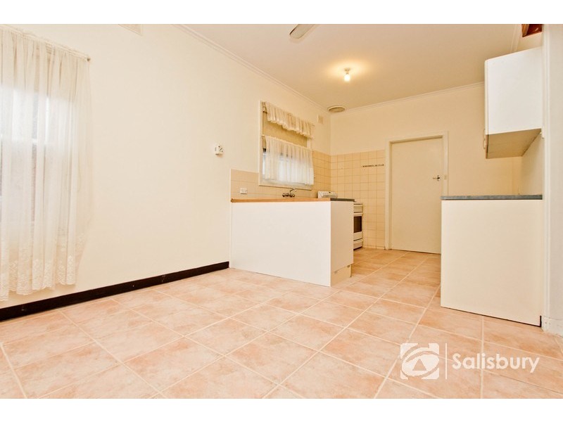 12 Wayford Street, Elizabeth Vale SA 5112