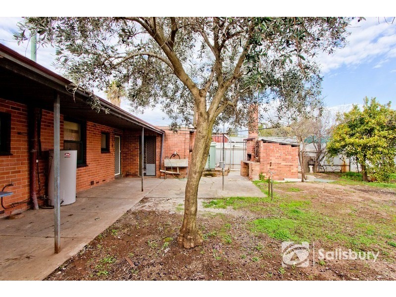 12 Wayford Street, Elizabeth Vale SA 5112