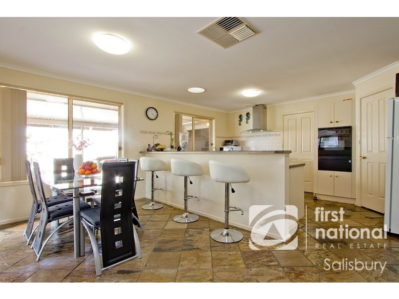 31 New Hampshire Drive, Parafield Gardens SA 5107