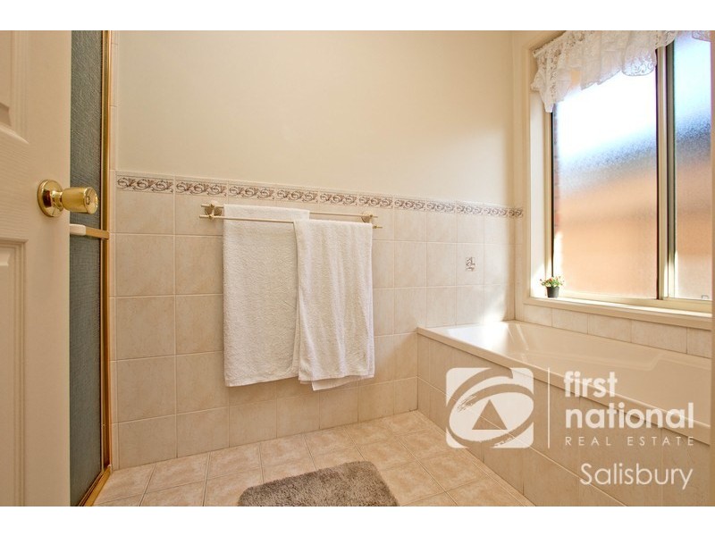 31 New Hampshire Drive, Parafield Gardens SA 5107