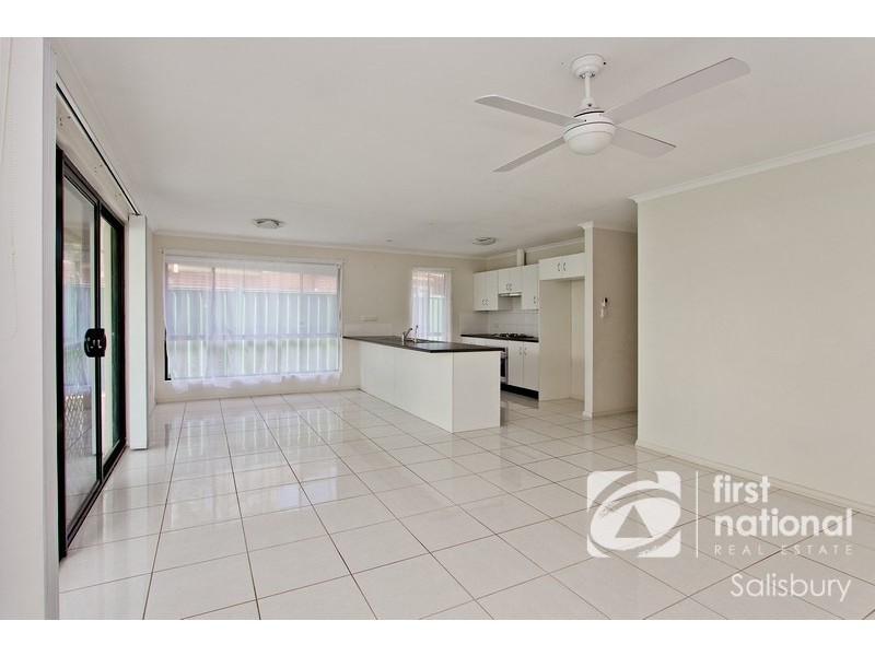 24 Athalie Avenue, Parafield Gardens SA 5107