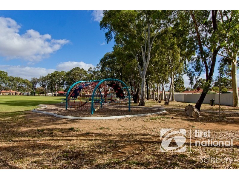 24 Athalie Avenue, Parafield Gardens SA 5107