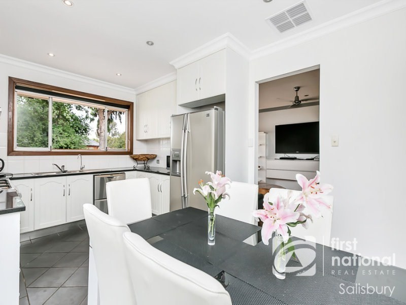 16 Down Crescent, Salisbury Downs SA 5108