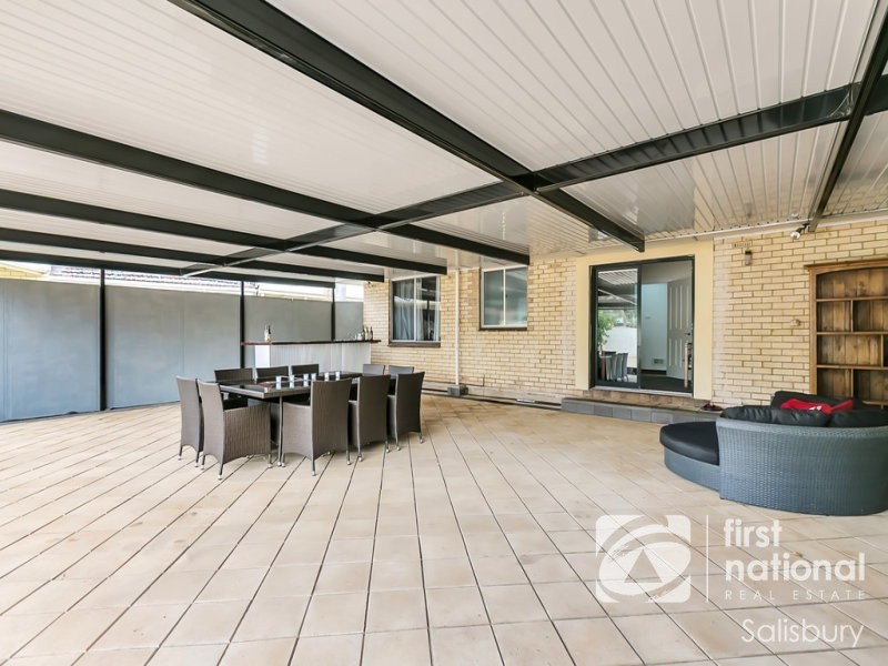 16 Down Crescent, Salisbury Downs SA 5108