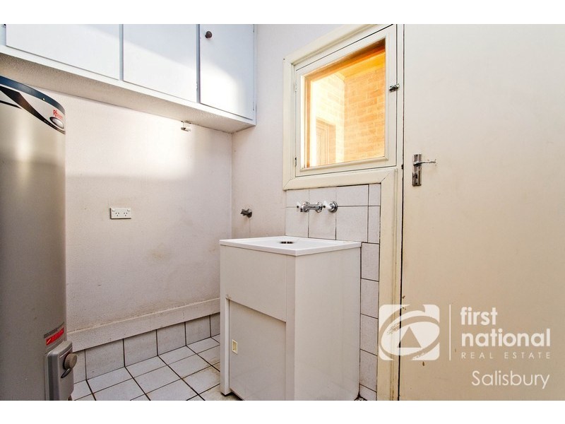 14 Wayford Street, Elizabeth Vale SA 5112