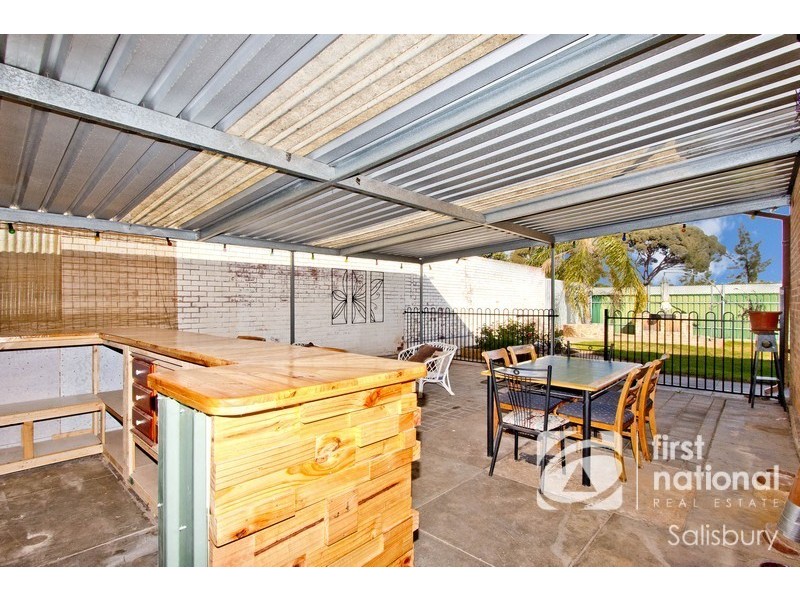 14 Wayford Street, Elizabeth Vale SA 5112
