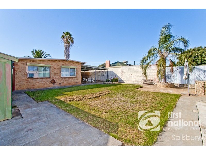 14 Wayford Street, Elizabeth Vale SA 5112
