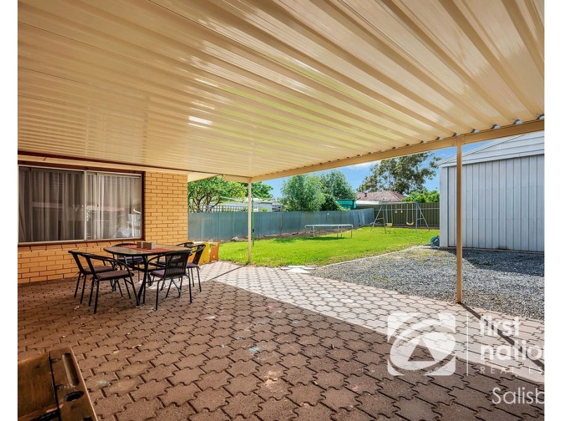 30 Dansie Crescent, Brahma Lodge SA 5109