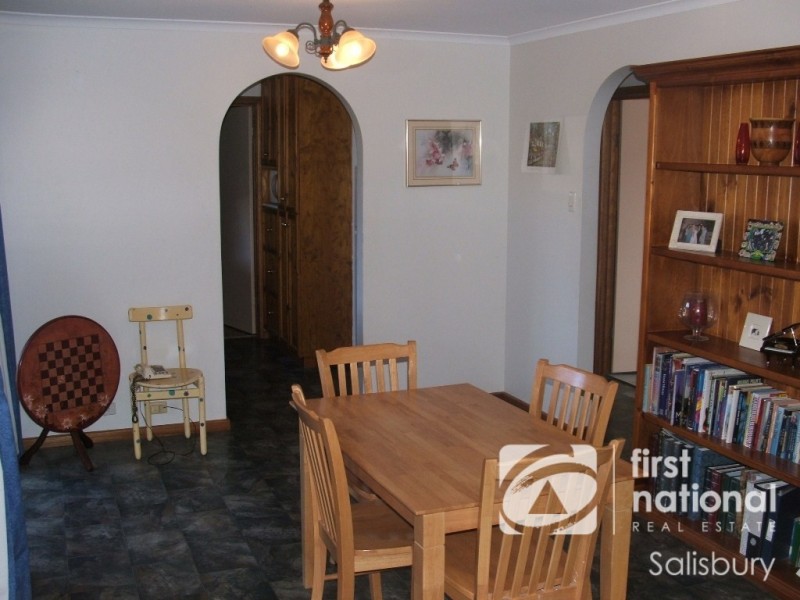 27 Japonica Crescent, Parafield Gardens SA 5107