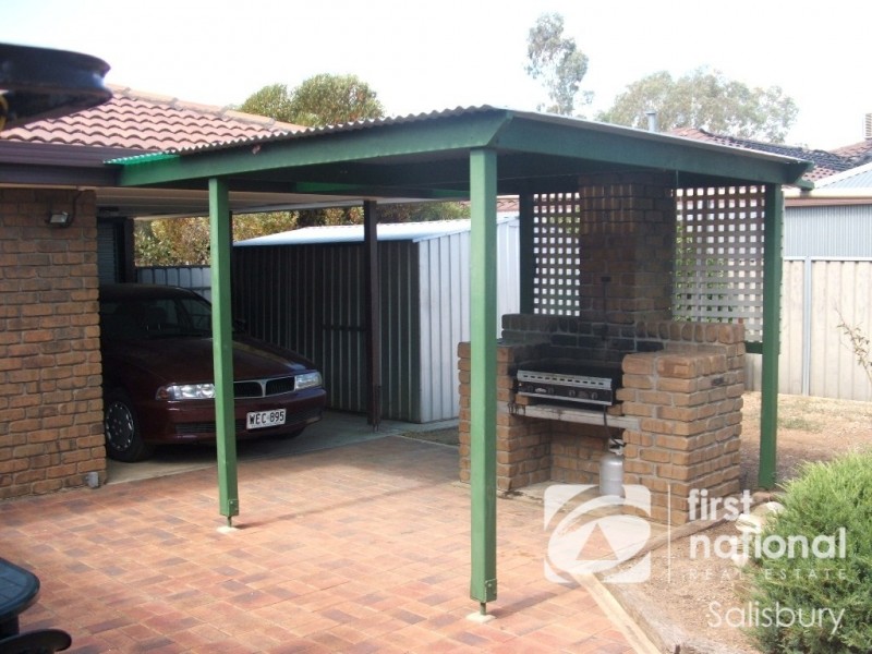 27 Japonica Crescent, Parafield Gardens SA 5107