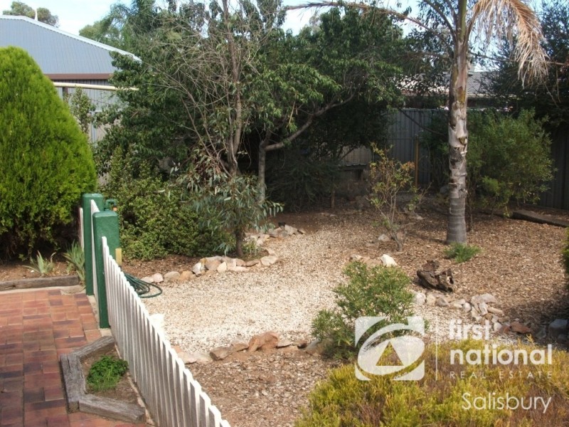 27 Japonica Crescent, Parafield Gardens SA 5107
