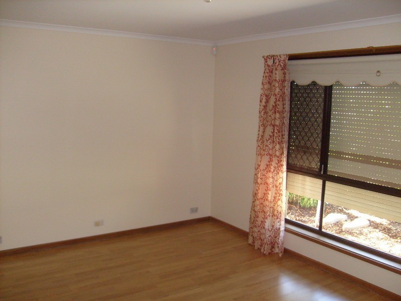 16 Empire Street, Salisbury Downs SA 5108