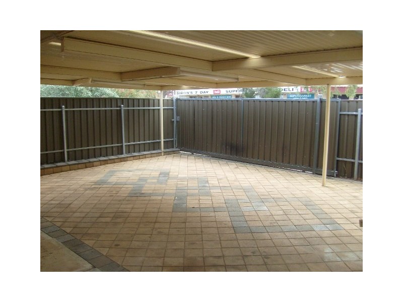 2 Beverley Avenue, Salisbury SA 5108