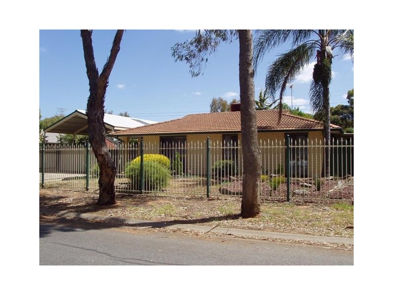 13 Townsend Avenue, Parafield Gardens SA 5107