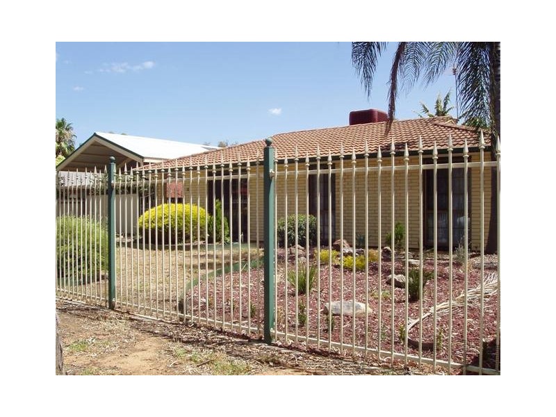 13 Townsend Avenue, Parafield Gardens SA 5107