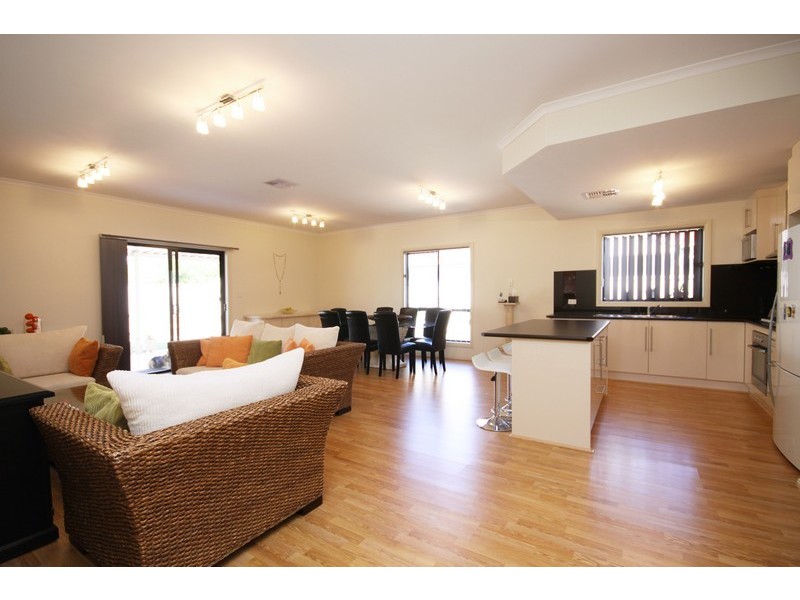 18 Berno Court, Parafield Gardens SA 5107