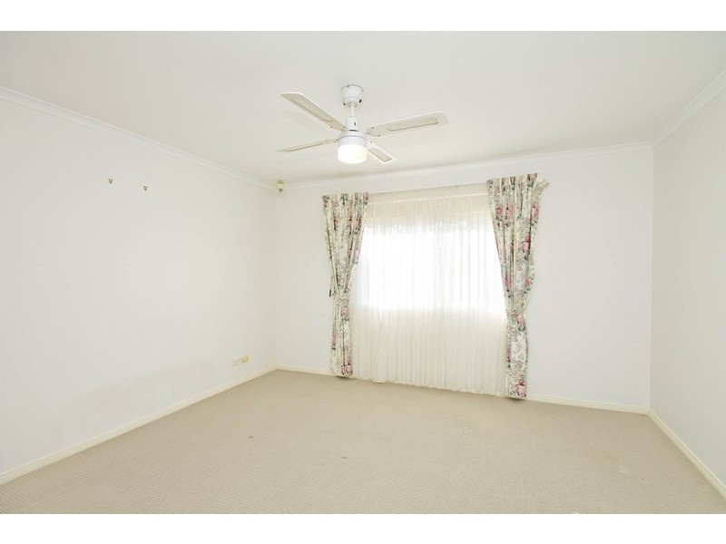 5 Queensborough Drive, Salisbury Heights SA 5109