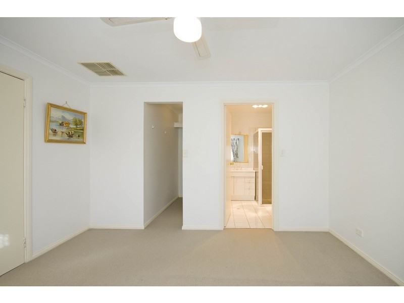 5 Queensborough Drive, Salisbury Heights SA 5109