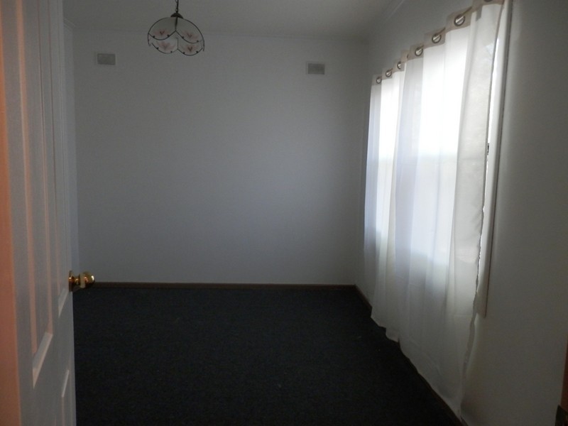 25 Siddall Road, Elizabeth Vale SA 5112