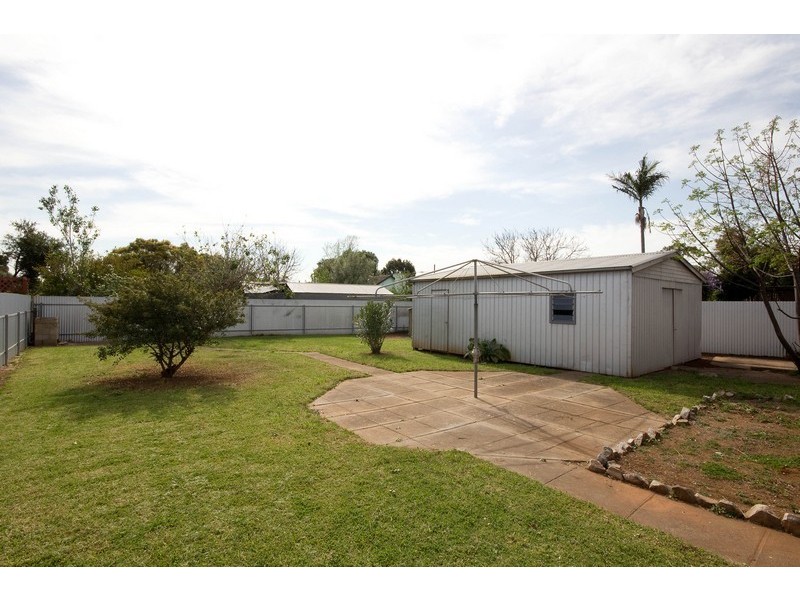 25 Siddall Road, Elizabeth Vale SA 5112