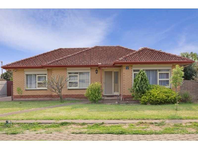 2 Dawn Avenue, Brahma Lodge SA 5109