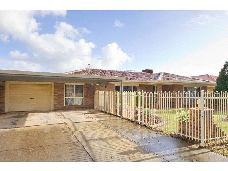 12 Winston Avenue, Paralowie SA 5108